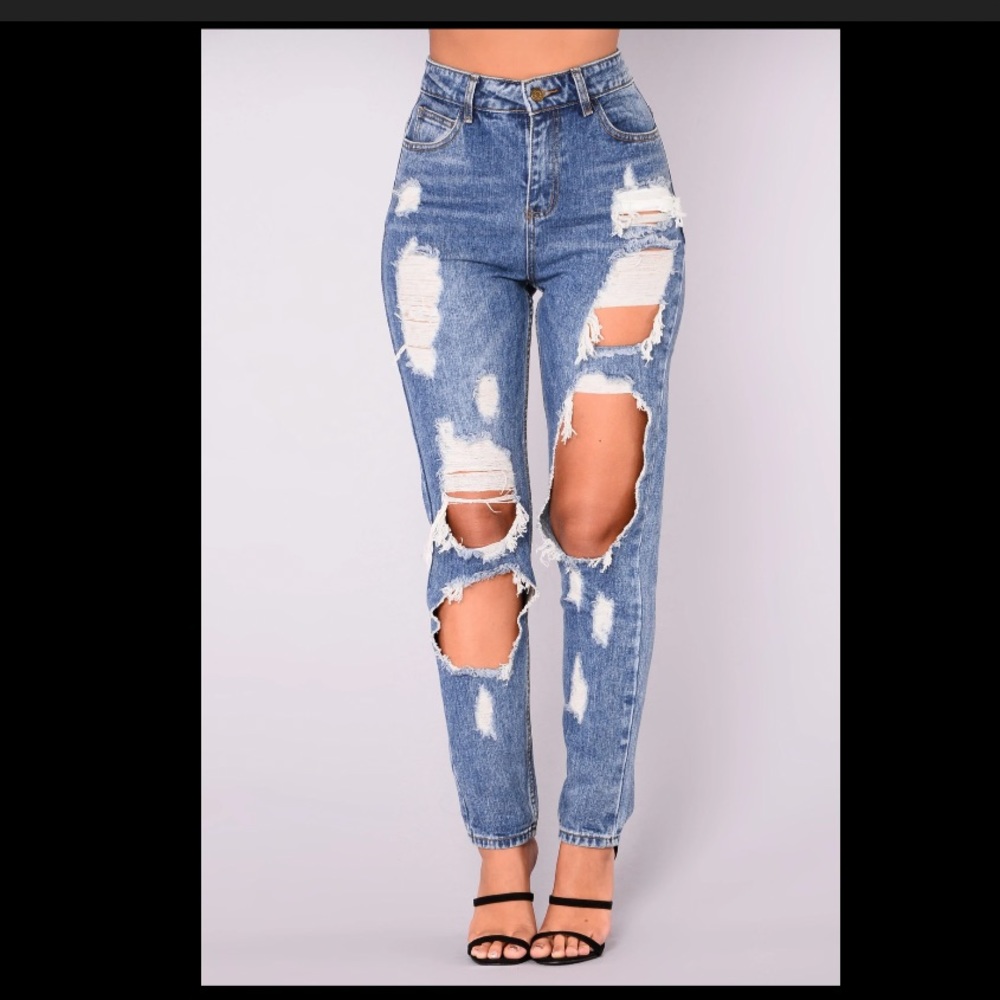 Fashion Nova Boyfriend jeans